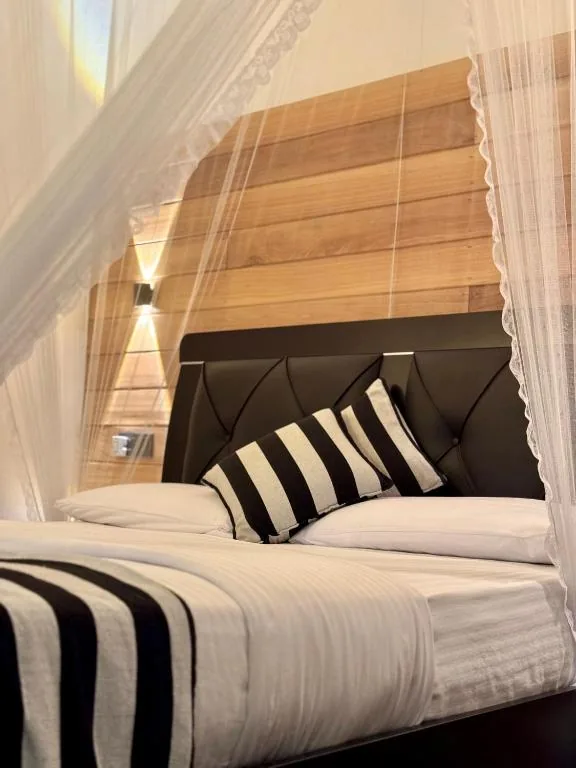 Family Room with Bathroom — Ella waterfall view